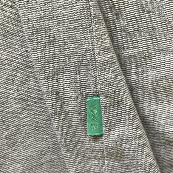 Vissla Mens LG shirt with pocket. Greys. - Picture 4 of 5